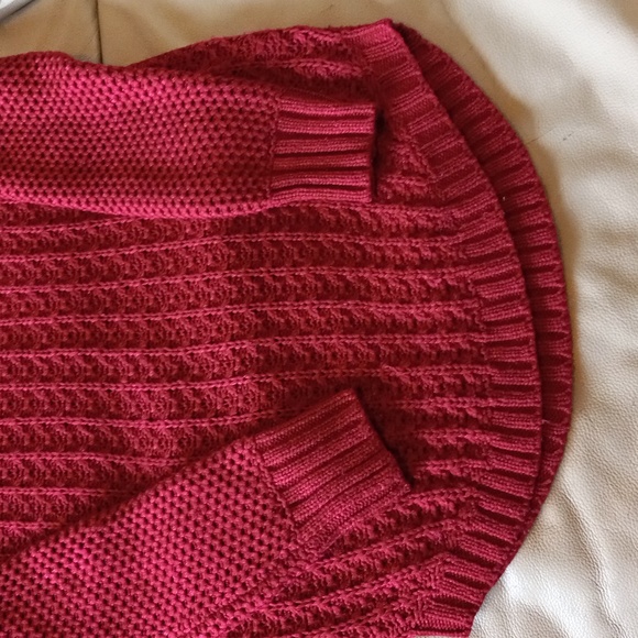 Calvin Klein Jeans ReddishDarkPink Long Sleeve Pullover Size M Ex. Cond.like new - Picture 4 of 11